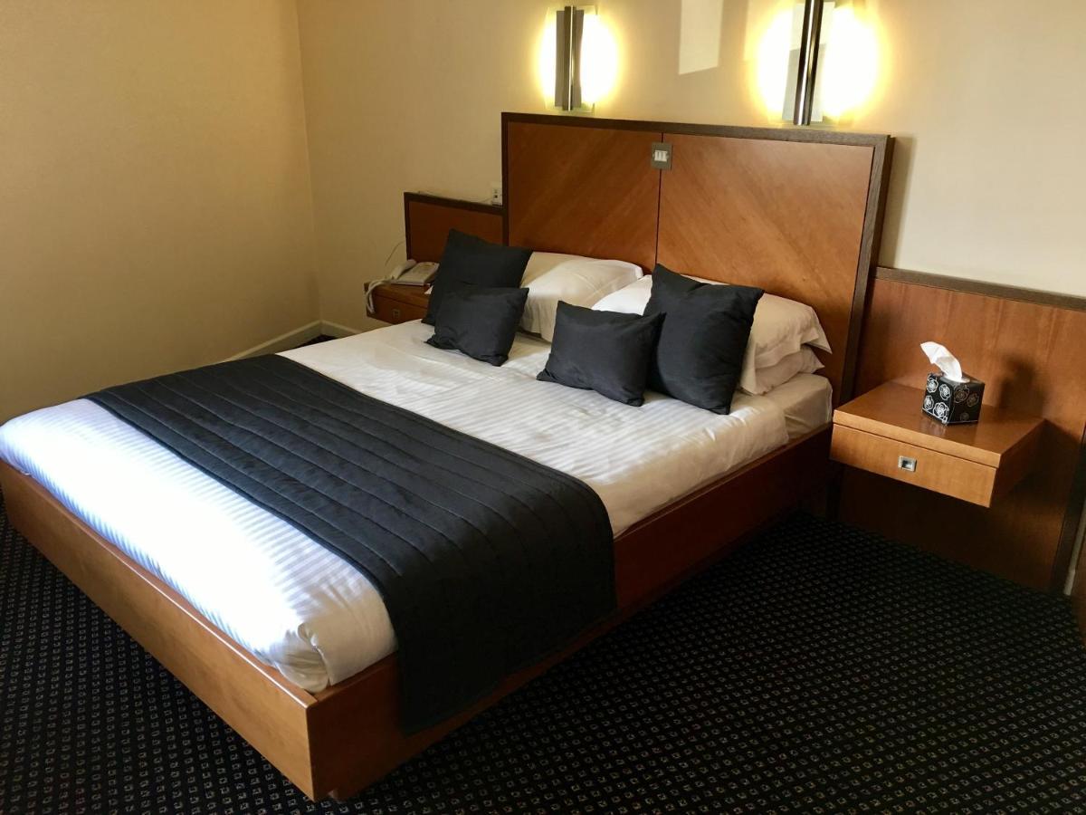 Padbrook Park Hotel Cullompton Oda fotoğraf
